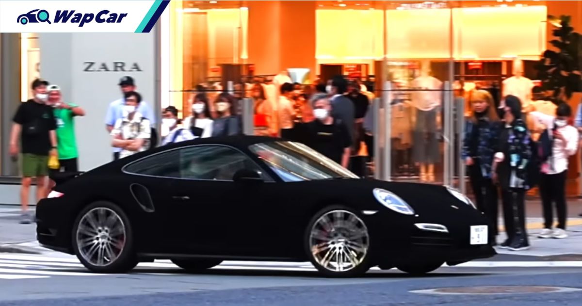 This Porsche 911 is blacker than your ex's heart 01
