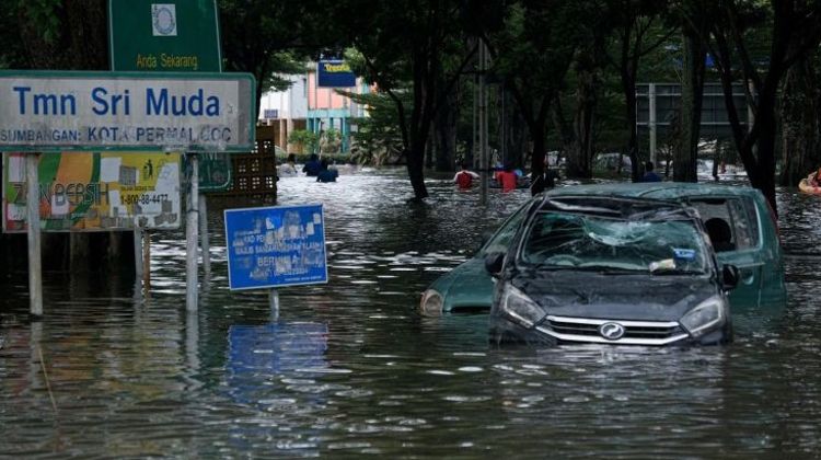 La Nina, hujan lebat bawa risiko banjir bermula Oktober depan - selamatkan kenderaan anda!