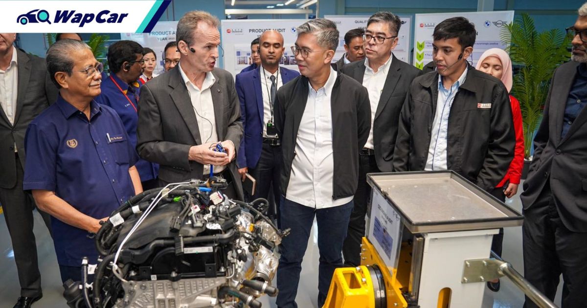 Tengku Zafrul visits Inokom plant, says Malaysia can be hub for ASEAN, to support EVs - and water is still wet 01
