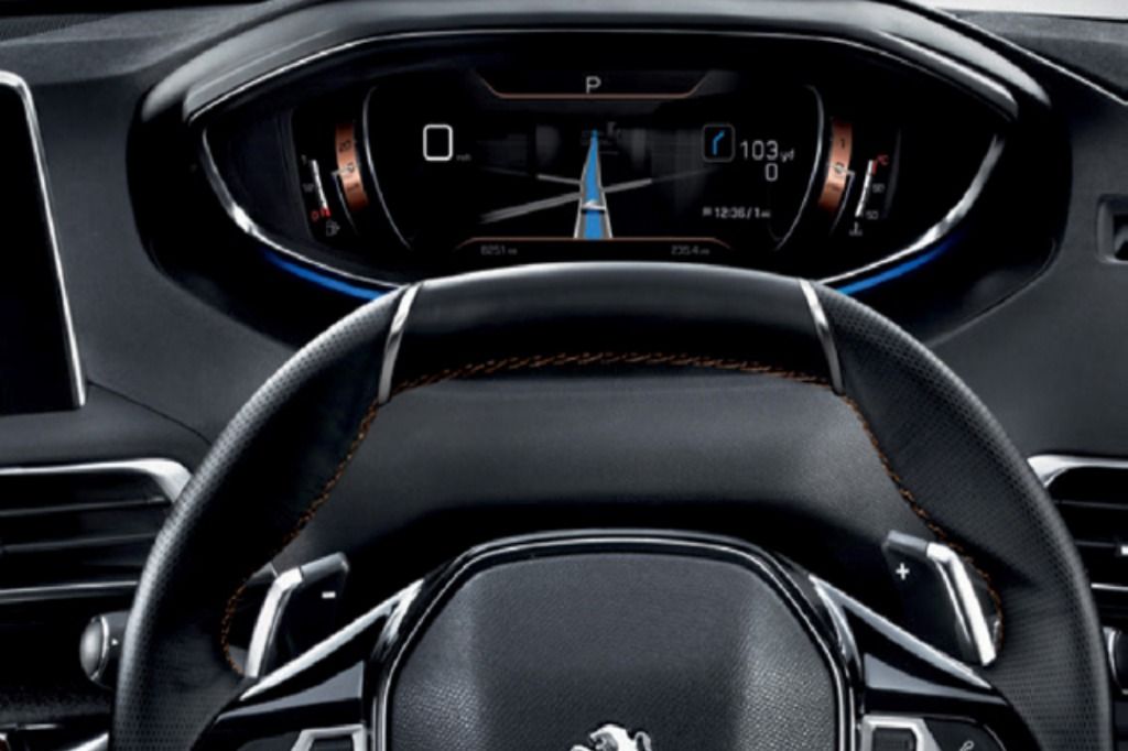 Peugeot 5008 (2019) Interior 003