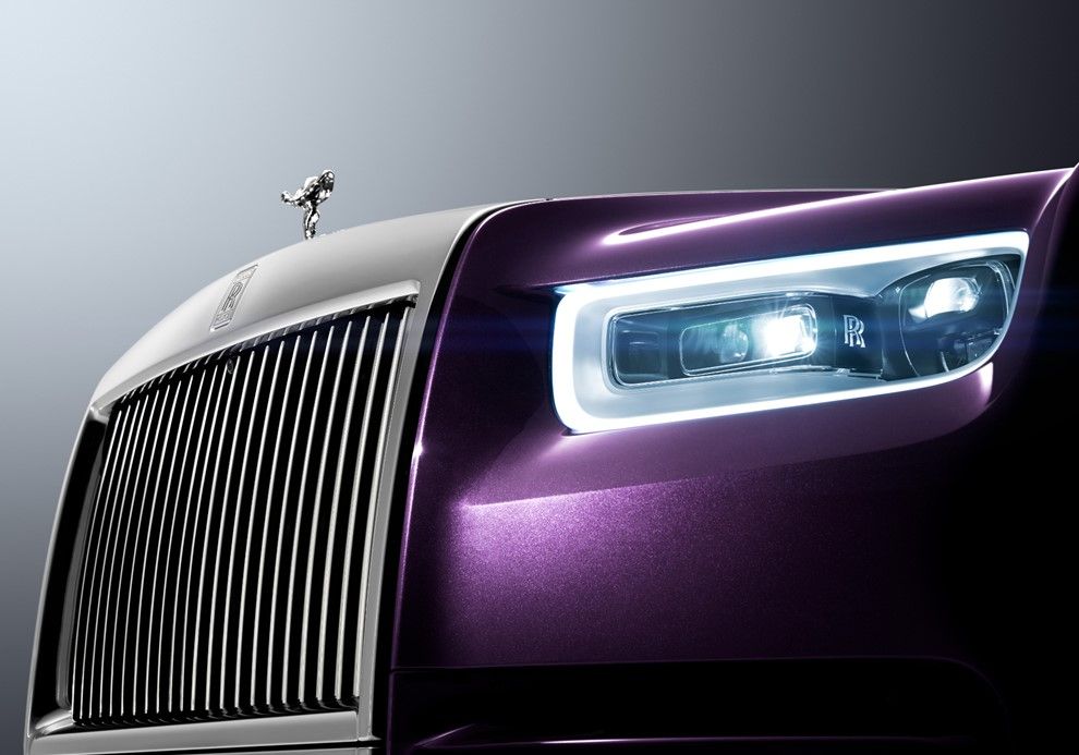 2018 Rolls-Royce Phantom Extended Wheelbase Exterior 002