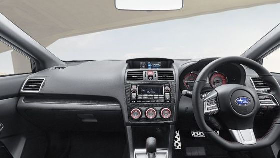 Subaru WRX (2017) Interior 001