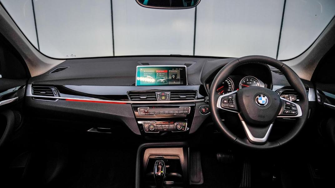 2020 BMW X1 sDrive18i Interior 001