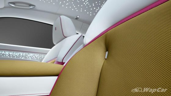 2023 Rolls Royce Spectre Interior 012