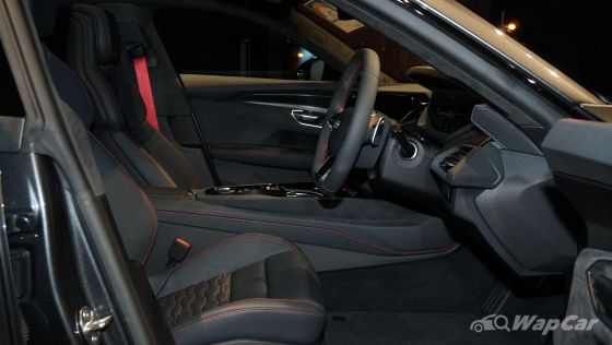 2023 Audi RS e-tron GT public Interior 005