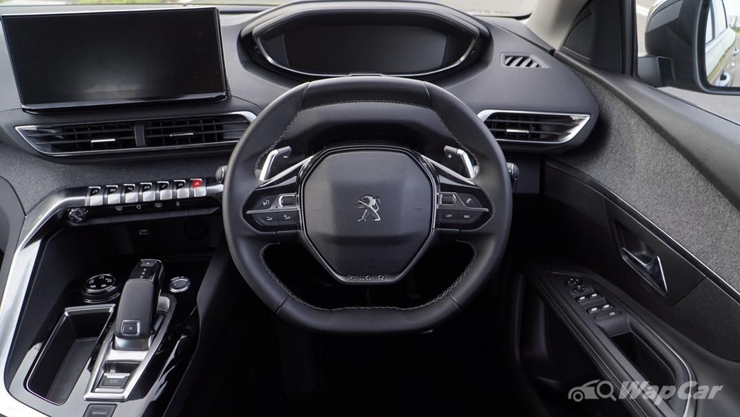 2021 Peugeot 5008 Allure Interior 003