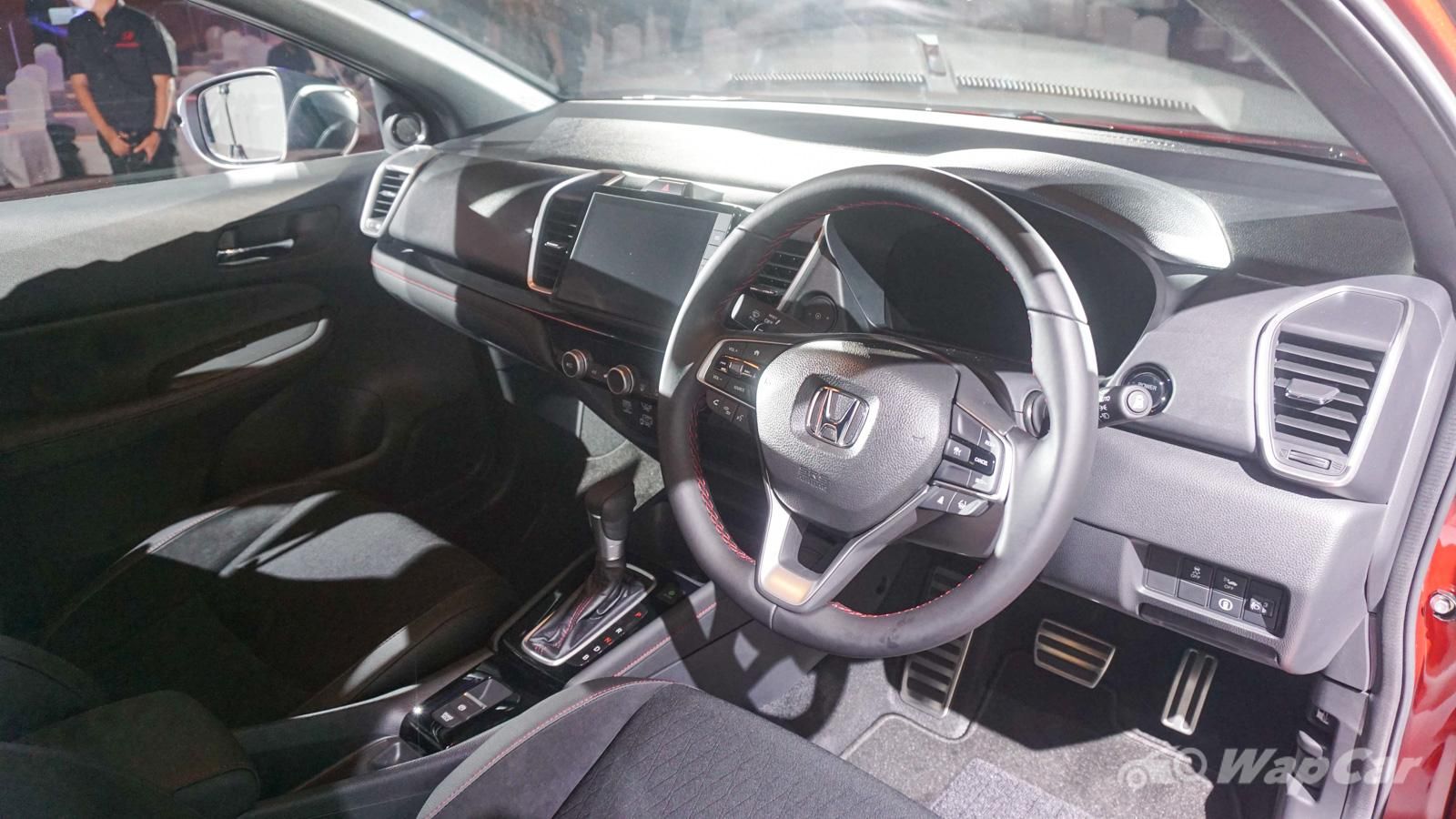 2020 Honda City RS 1.5 Hybrid Interior 004