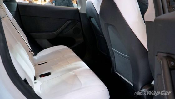 2023 Tesla Model Y Rear-Wheel Drive Interior 008