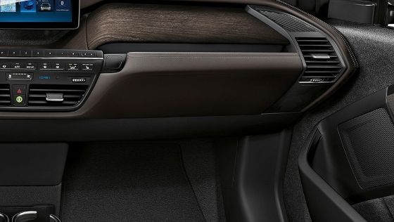 BMW i3s (2019) Interior 007