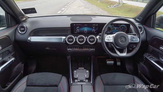 2020 Mercedes-AMG GLB 35 4MATIC Interior 003