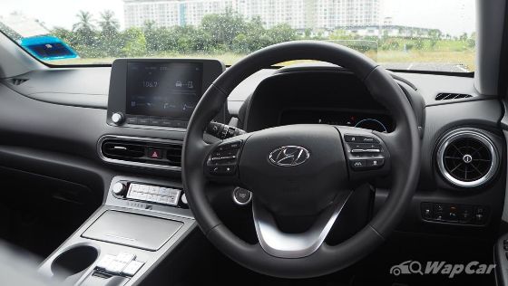 2021 Hyundai Kona Electric e-Plus Interior 005