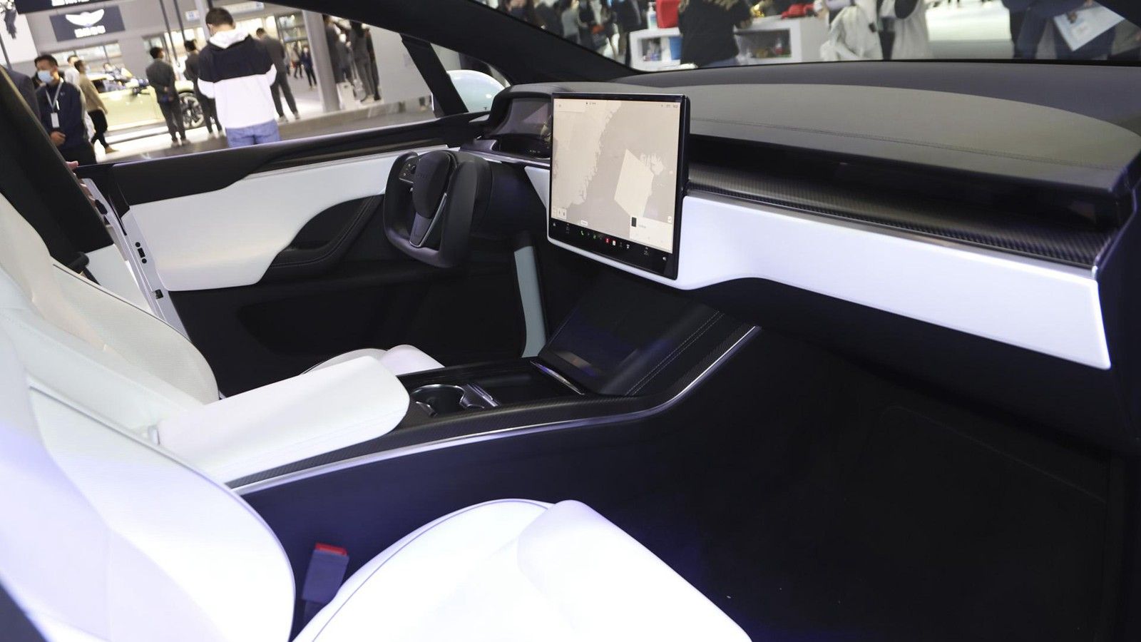 2022 Tesla Model X AWD Interior 002