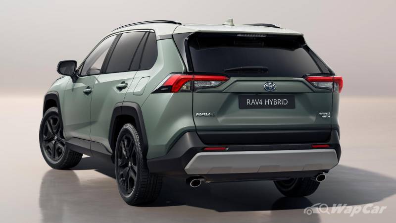 2022 Toyota RAV4 facelift unveiled – Angry-looking Adventure trim arrives in Europe 02