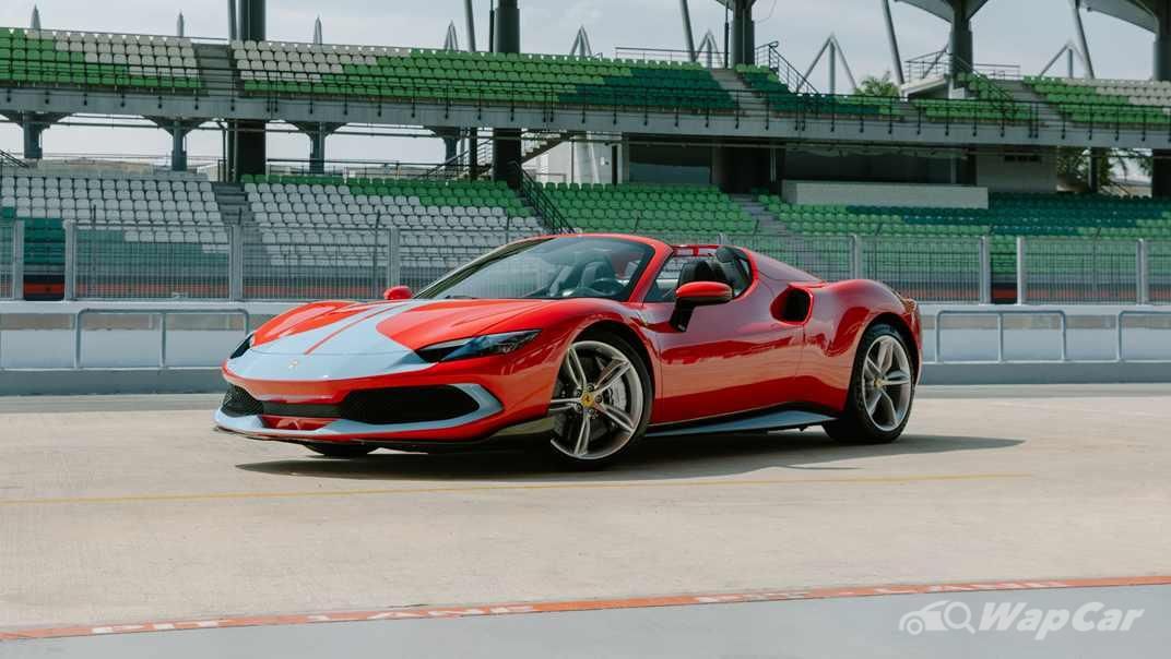 2022 Ferrari 296 GTS V6 Exterior 004