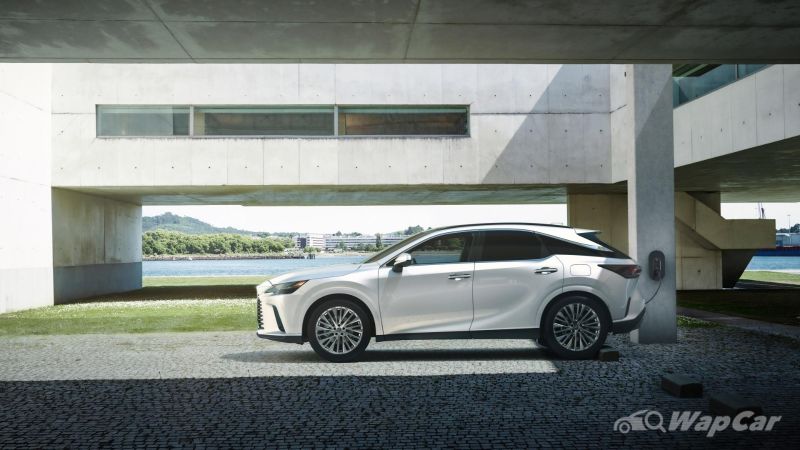 All-new 2023 Lexus RX debuts with first-ever turbo hybrid system 12