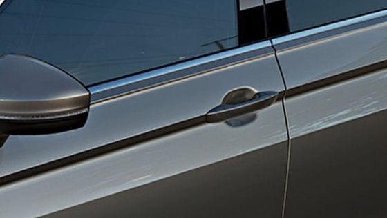 Volkswagen Tiguan (2018) Exterior 007