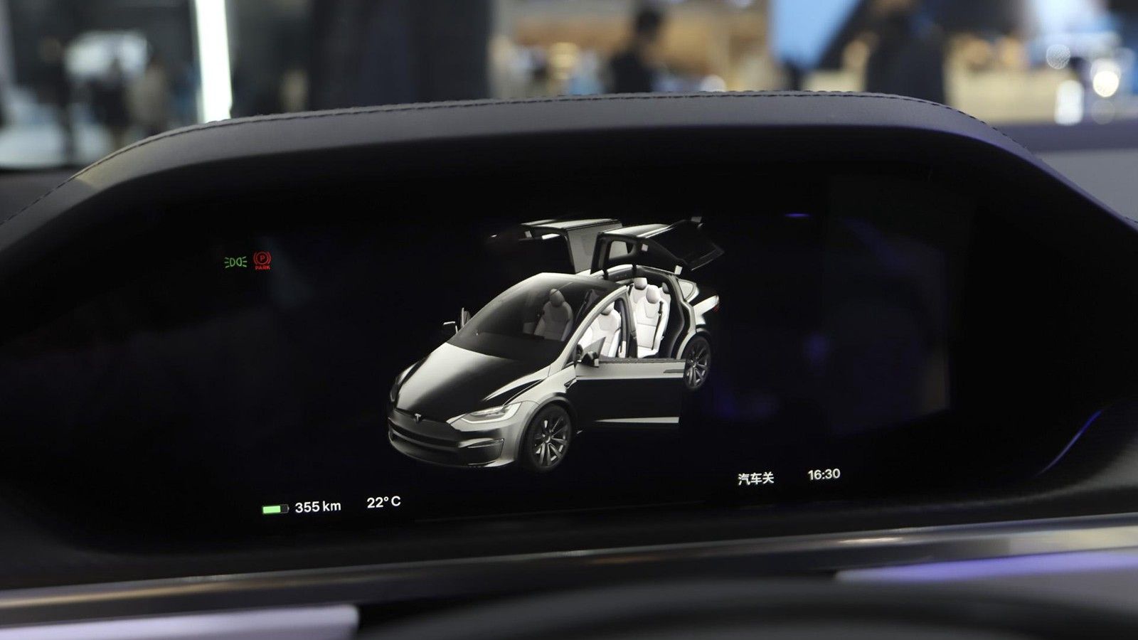2022 Tesla Model X AWD Interior 004