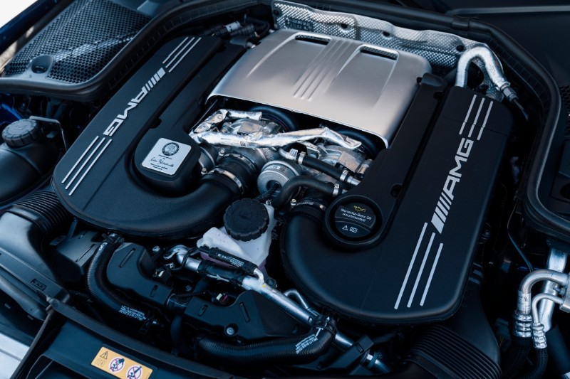 Mercedes-AMG C63 engine