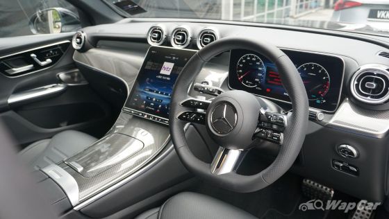 2023 Mercedes-Benz GLC Public Interior 008