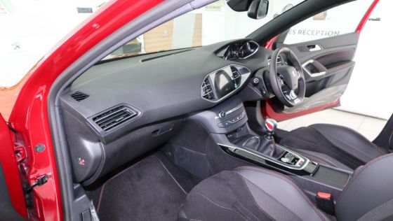 2019 Peugeot 308 GTi Interior 003