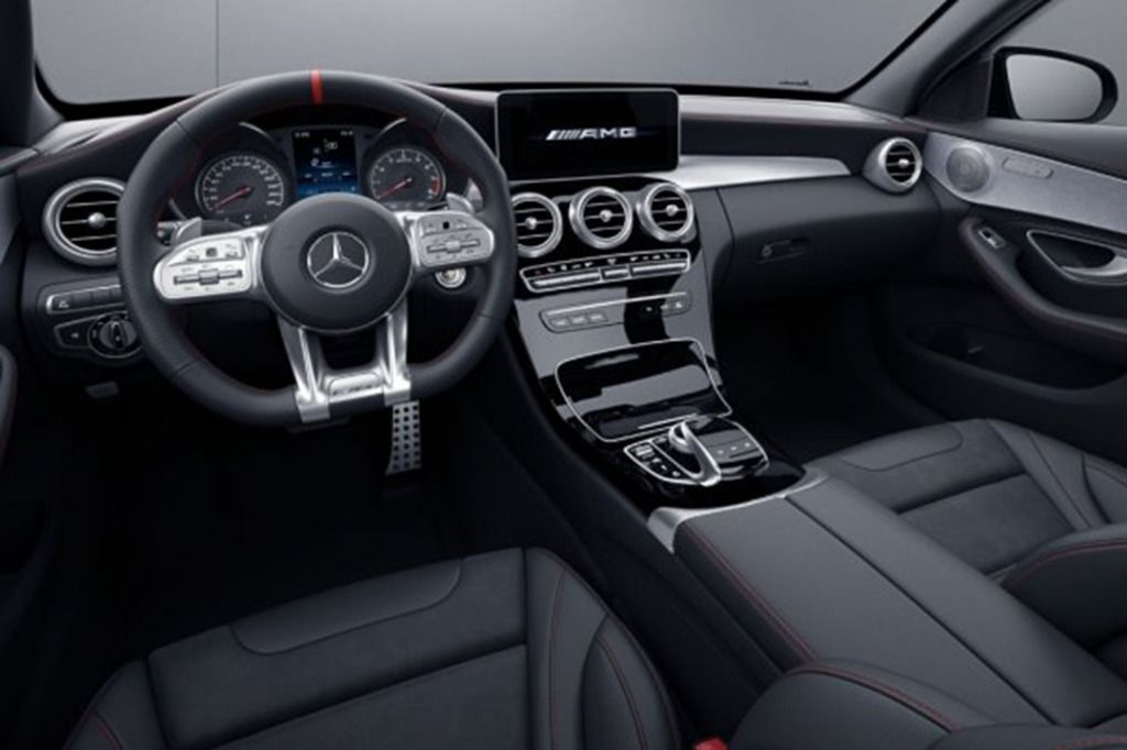 Mercedes-Benz AMG C-Class (2019) Interior 001