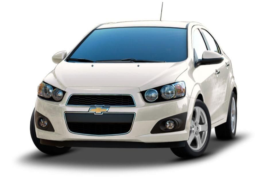 Chevrolet Sonic Sedan Summit White
