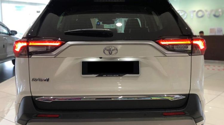 Make your Toyota RAV4 stand out with this Modellista Aero Kit in Malaysia!