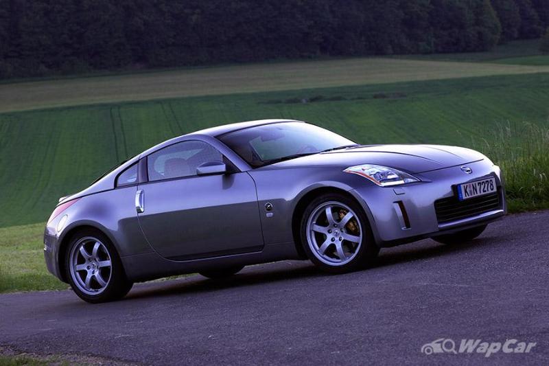 The Nissan 400Z might be a 370Z underneath, but that isn’t a bad thing 02