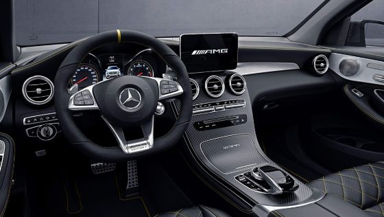 2018 Mercedes-Benz AMG GLC 300 Coupe AMG Line Interior 002