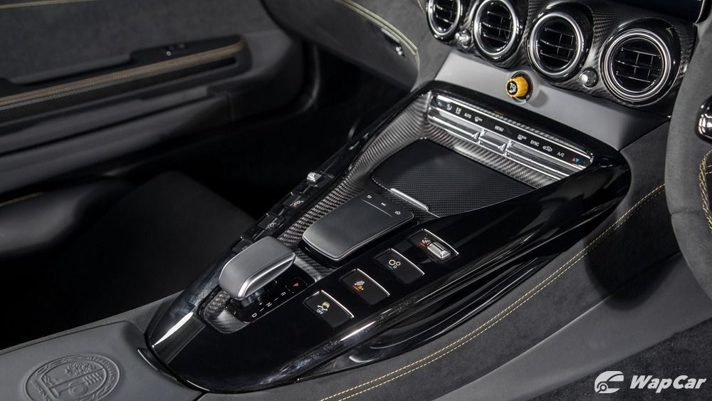 2019 Mercedes-Benz AMG GT R Interior 005