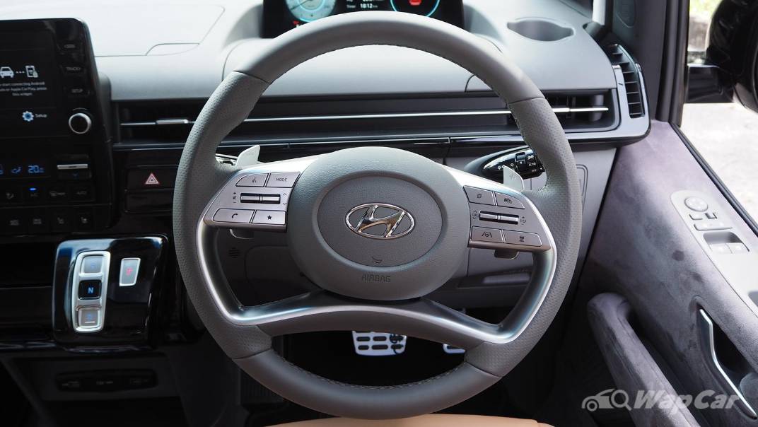 2021 Hyundai Staria 2.2 Premium Interior 002