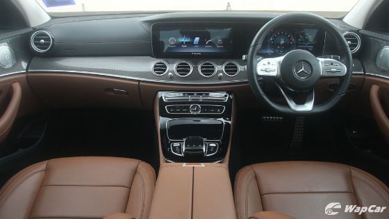 2019 Mercedes-Benz E-Class E 350 AMG Line Interior 001