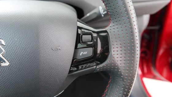 2019 Peugeot 308 GTi Interior 007