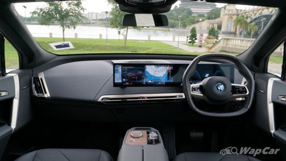 2021 BMW iX xDrive40 Sport Interior 001