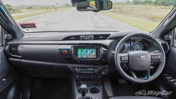 2020 Toyota Hilux Double Cab 2.8 Rogue AT 4X4 Interior 001