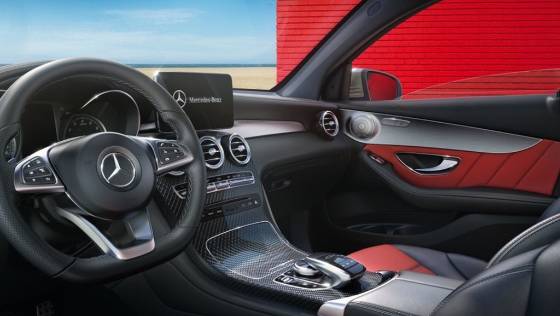 Mercedes-Benz GLC Coupe (2019) Interior 002