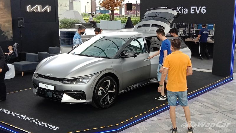 See it nowhere else, Kia EV6 glitzes the WapCar Auto Show 2022 02