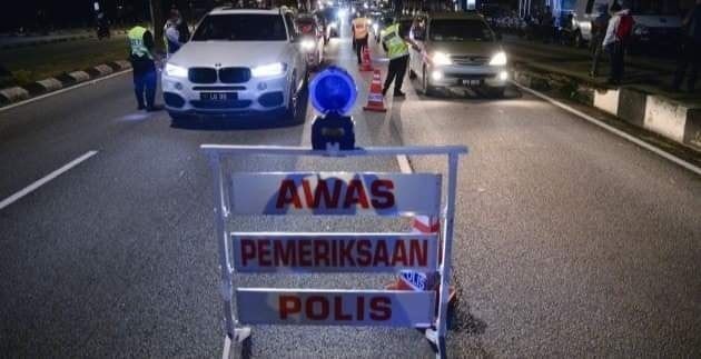 PDRM adakan 'roadblock' di seluruh Malaysia, pantau keamanan awam pasca PRU15 02