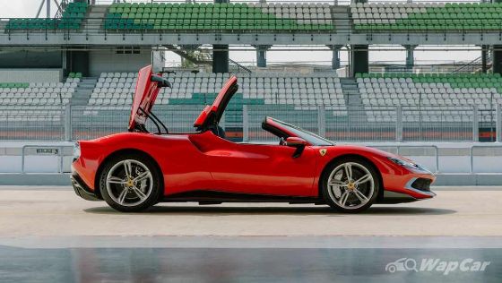 2022 Ferrari 296 GTS V6 Exterior 007