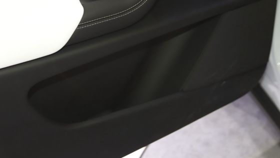 2022 Tesla Model X AWD Interior 018