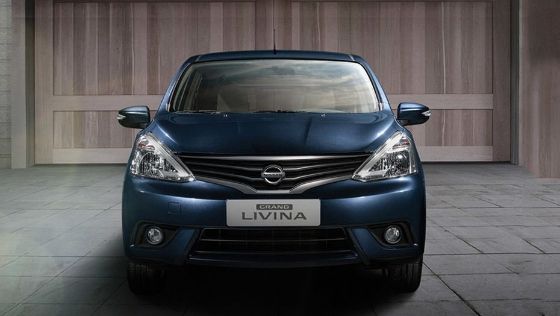 Nissan Grand Livina (2018) Exterior 002