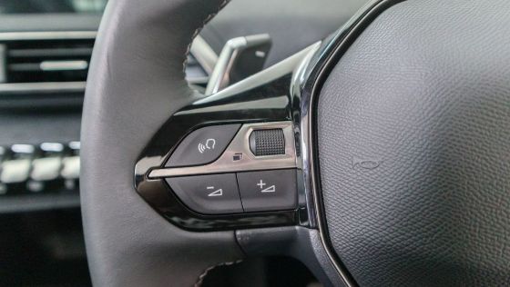 2019 Peugeot 5008 THP Plus Allure Interior 007