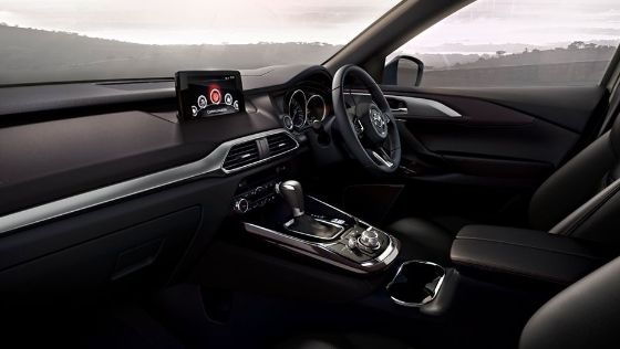 Mazda CX-9 (2018) Interior 001