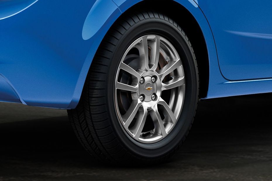2014 Chevrolet Sonic LTZ 1.4 Exterior 005