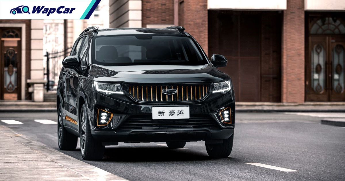 It's black, it's gold, it's also cheap. This 2022 Geely Haoyue costs just RM 86k in China 01