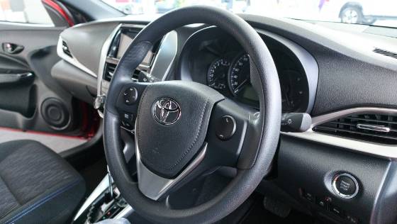 2019 Toyota Yaris 1.5E Interior 006