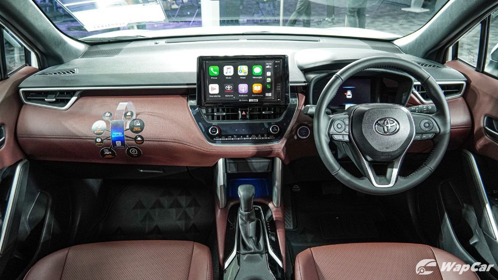 2020 Toyota Corolla Cross Interior 002
