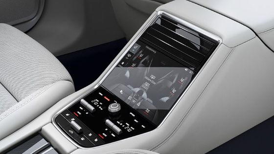 Porsche Panamera(2019) Interior 005