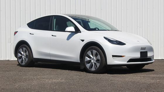 2023 Tesla Model Y Long Range AWD Exterior 007