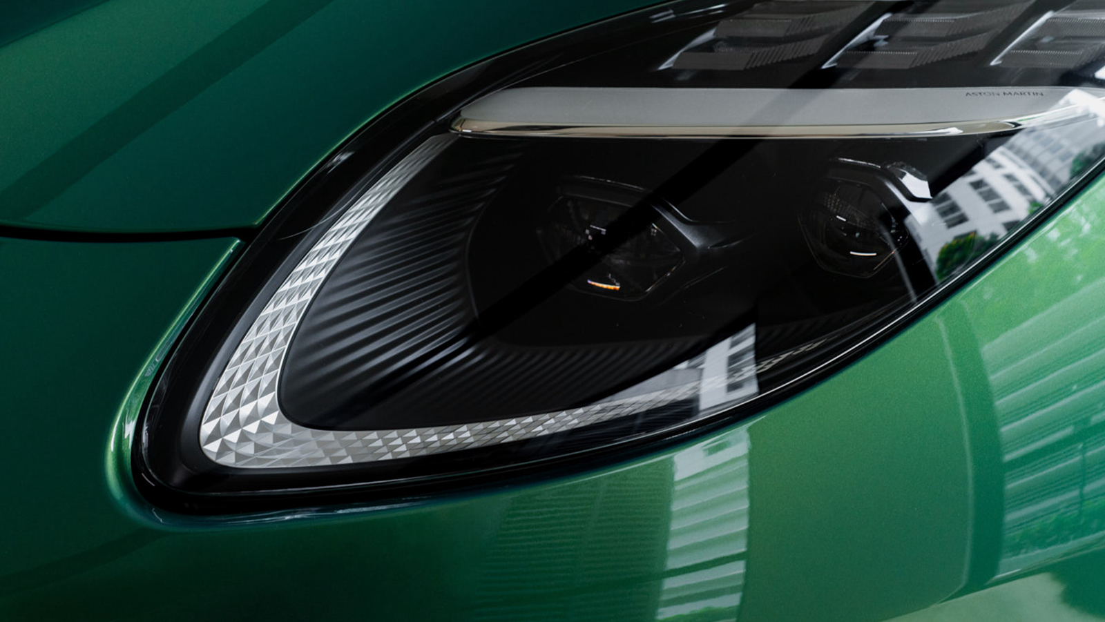 2023 Aston Martin DB12 V8 Exterior 008